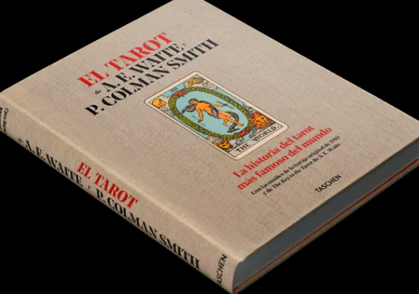 Esoterismo Y Mitología*Taschen El Tarot de A.E. Waite y P. Colman Smith