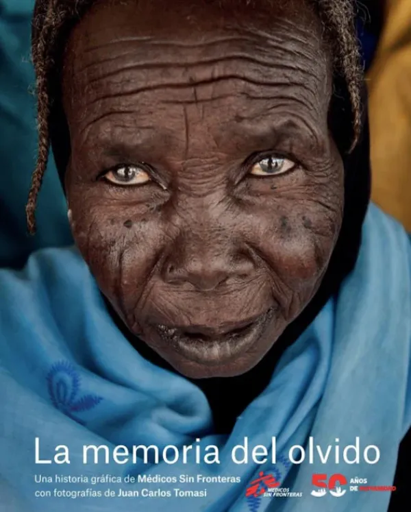 Fotografía*Blume La memoria del olvido